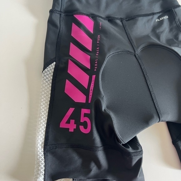 Reebok Biker Shorts - Picture 5 of 5